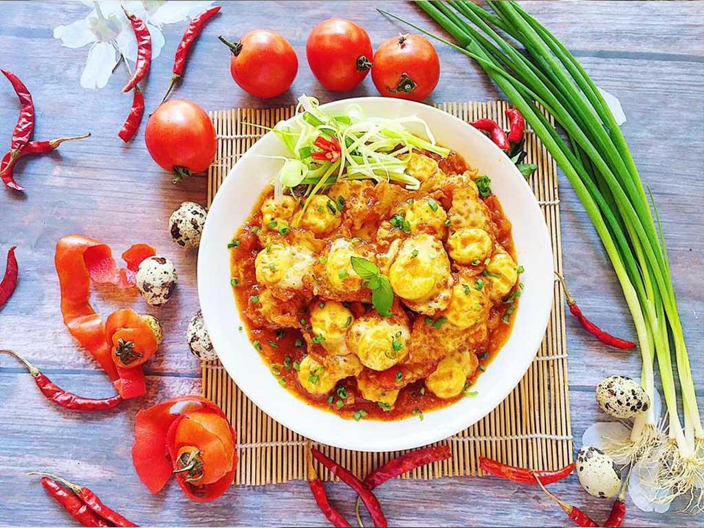 cach-lam-mon-trung-cut-sot-ca-chua-ngon