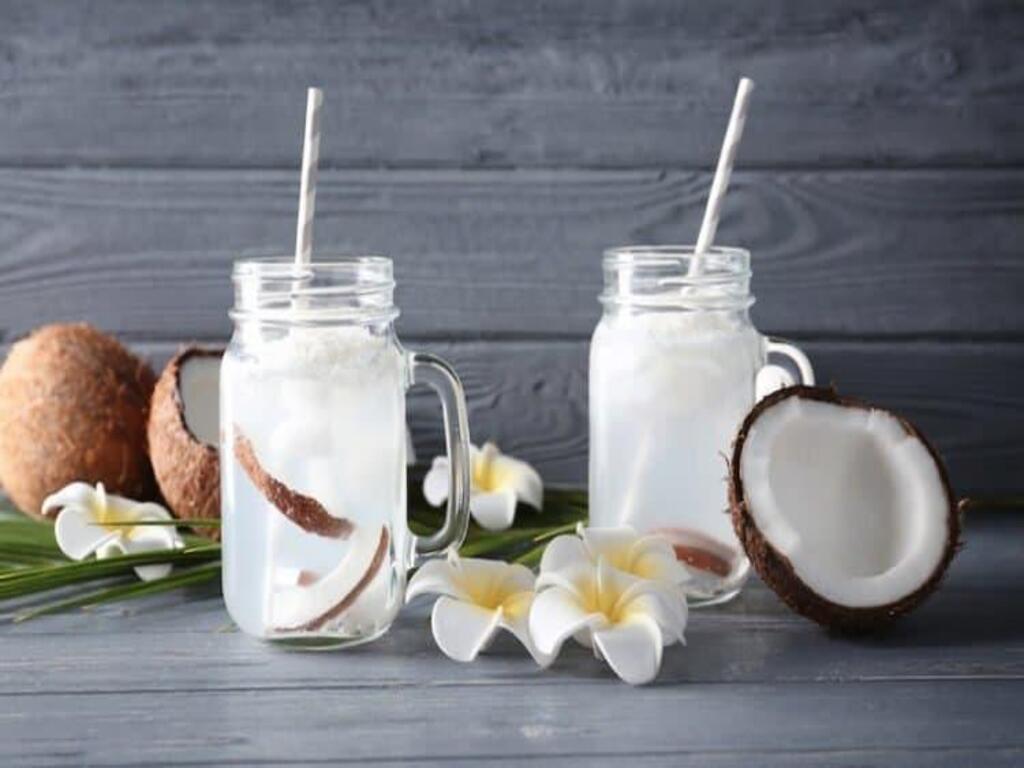 Công dụng của nước dừa tươi cho làn da và vóc dáng khỏe đẹp