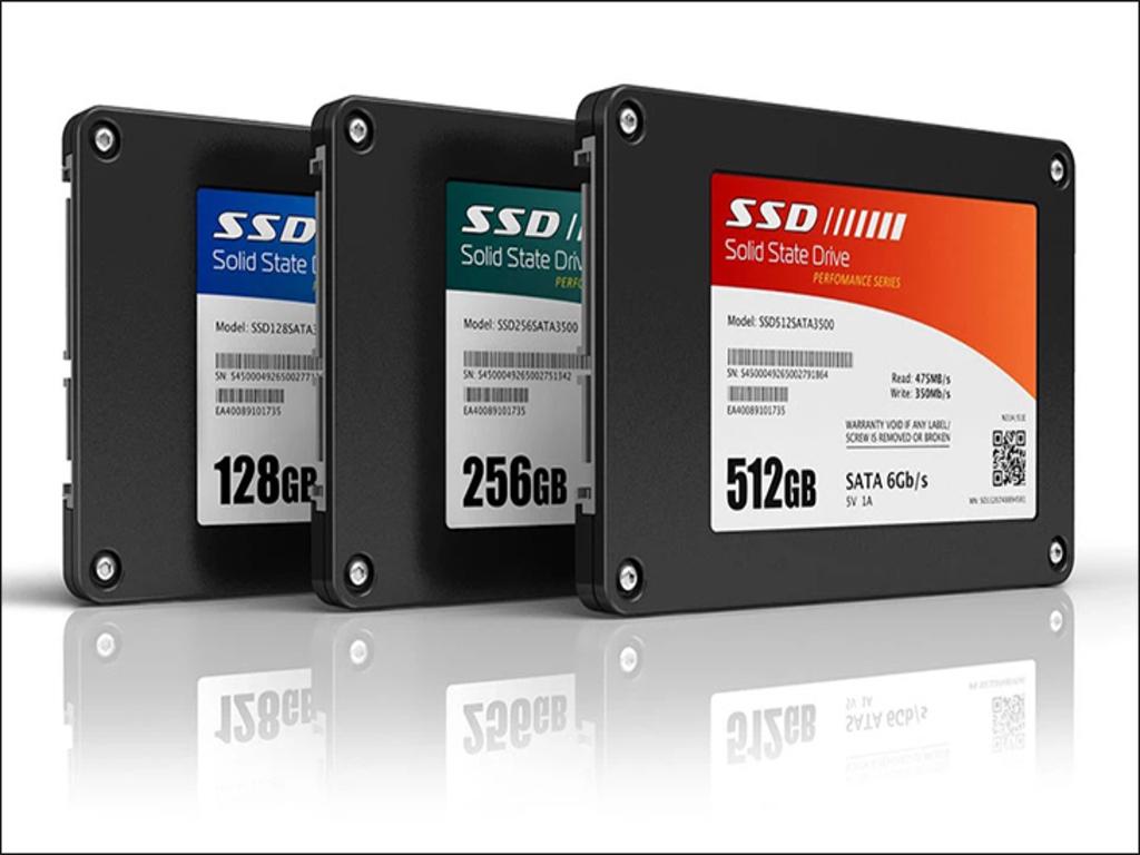 Ổ cứng SSD là gì? Laptop có ổ cứng SSD “chạy êm mượt khiến bạn mê”