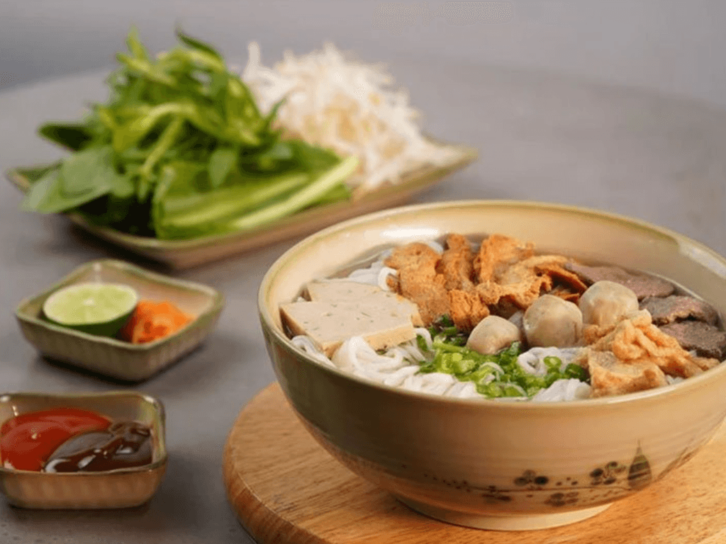 Cách nấu phở chay đơn giản “cứu rỗi” tâm hồn sau chuỗi ngày dầu mỡ