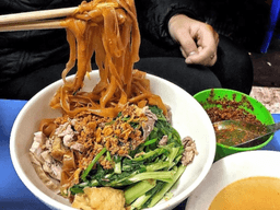 cách làm bánh đa trộn