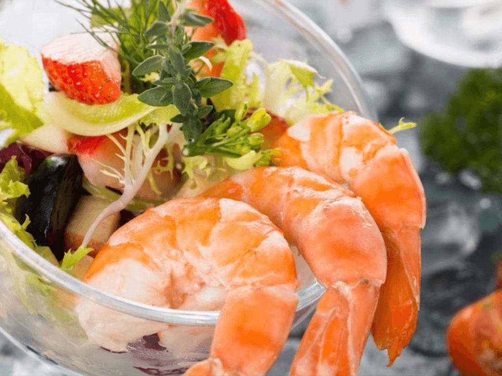 Cách làm cocktail tôm đơn giản nhưng “chanh xả” hơn cả buffet khách sạn