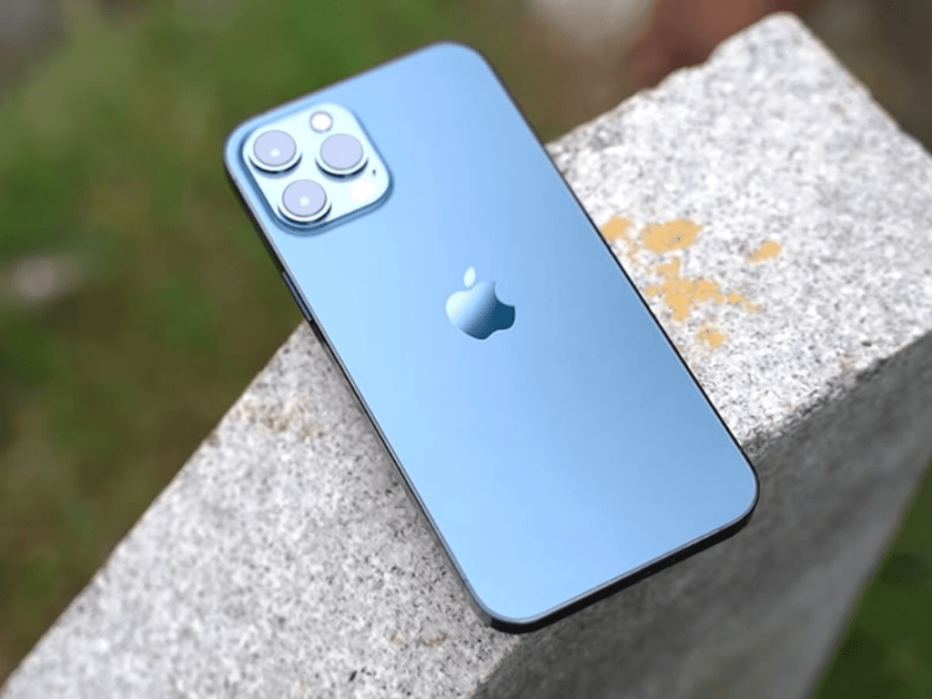 Mua iPhone 12 Pro Max mà không biết 3 mẹo này là lãng phí cả chục triệu