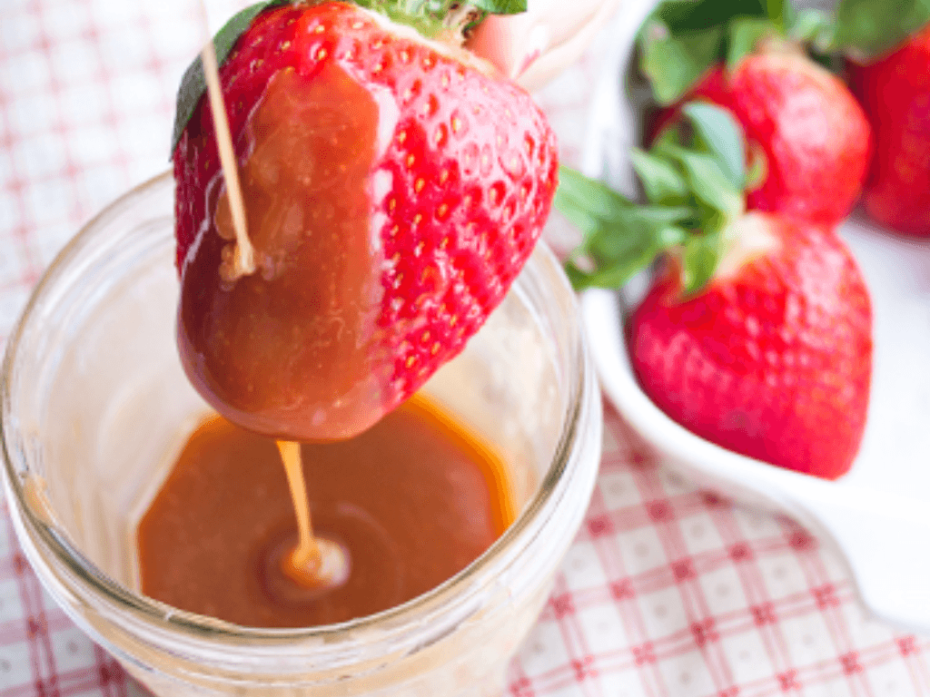 Cách làm sốt caramel ăn kèm bánh ngọt, cà phê hay trái cây đều “tuyệt cú mèo”