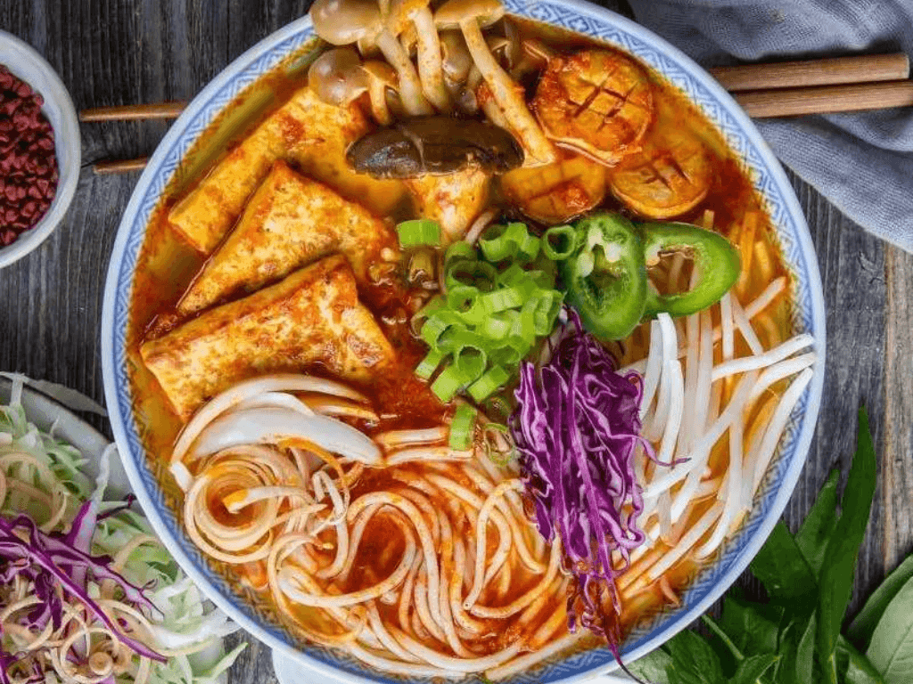 Nấu bún bò Huế chay ngon hơn bản gốc 9/10 người ăn xong không tin là đồ chay