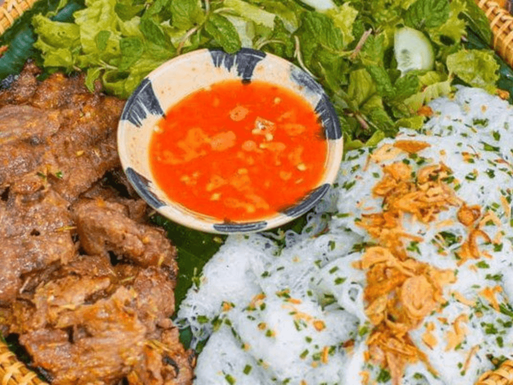 Cách làm bánh hỏi đơn giản tại nhà ăn kèm thịt nướng "ngon bá cháy"