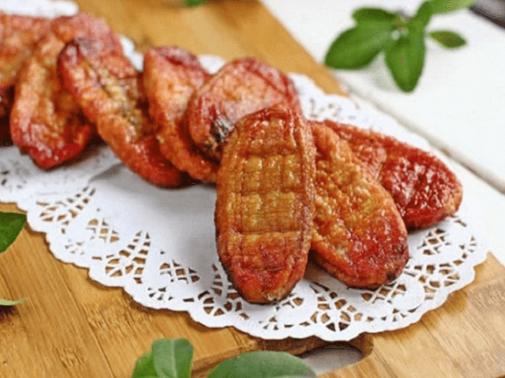 Cách làm chuối ép khô bí mật khiến "team ăn vặt" phát cuồng không lối thoát