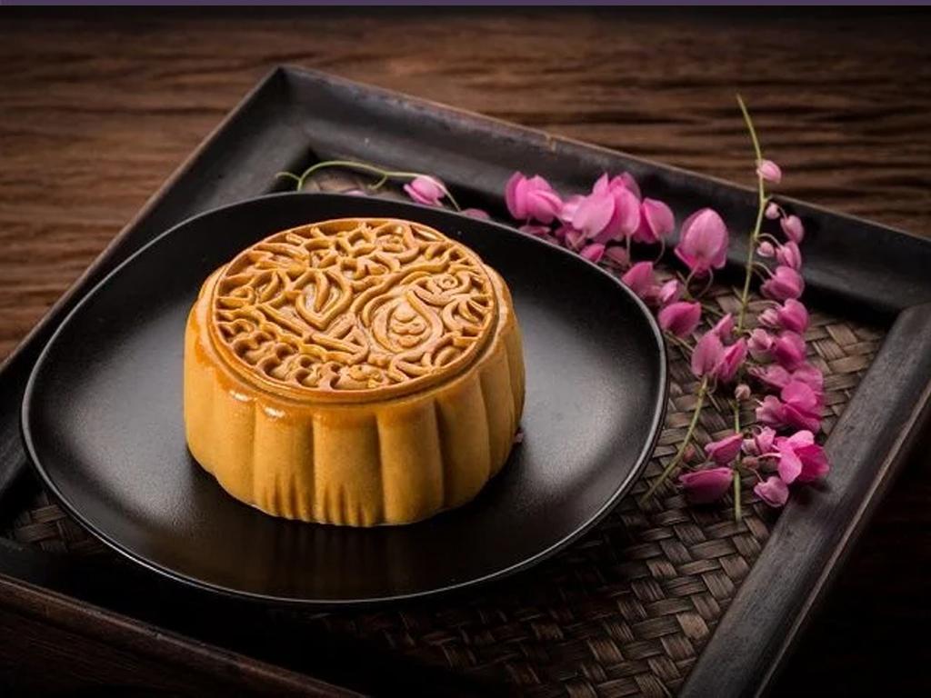 Bánh trung thu làm bằng bột gì? Sai lầm "tai hại" khi chọn sai loại bột