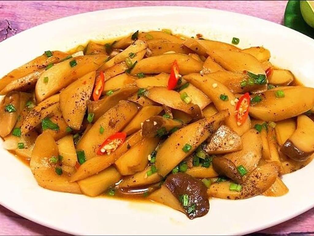 Cách làm nấm kho chay ngon đủ đạm mẹ bầu cũng "mê tít"