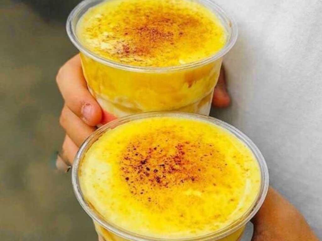 Cách làm kem sữa trứng gà "cực béo" mịn như ngoài tiệm