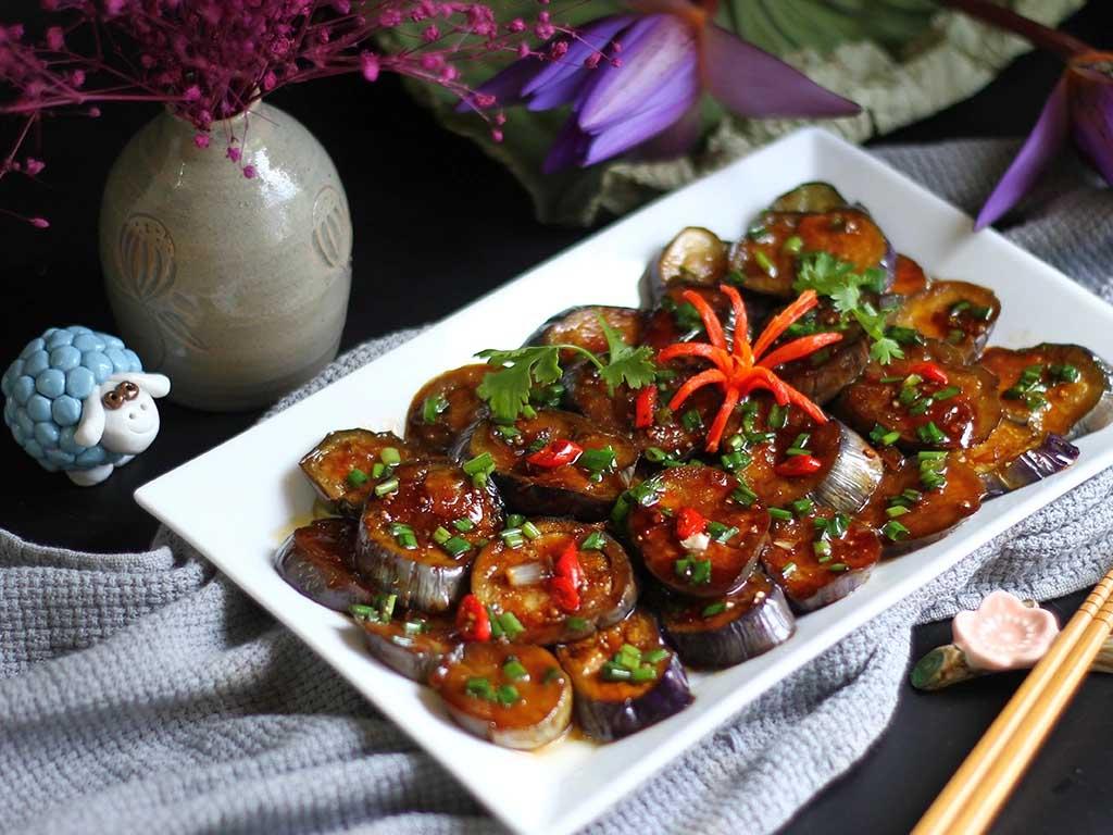 Cách làm cà tím kho tiêu “đưa cơm” ngon đậm vị
