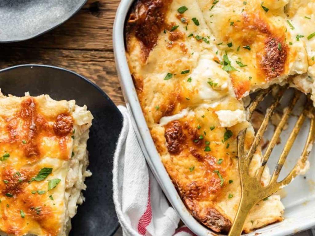 Cách làm lasagna hải sản "béo ngậy chuẩn Ý"