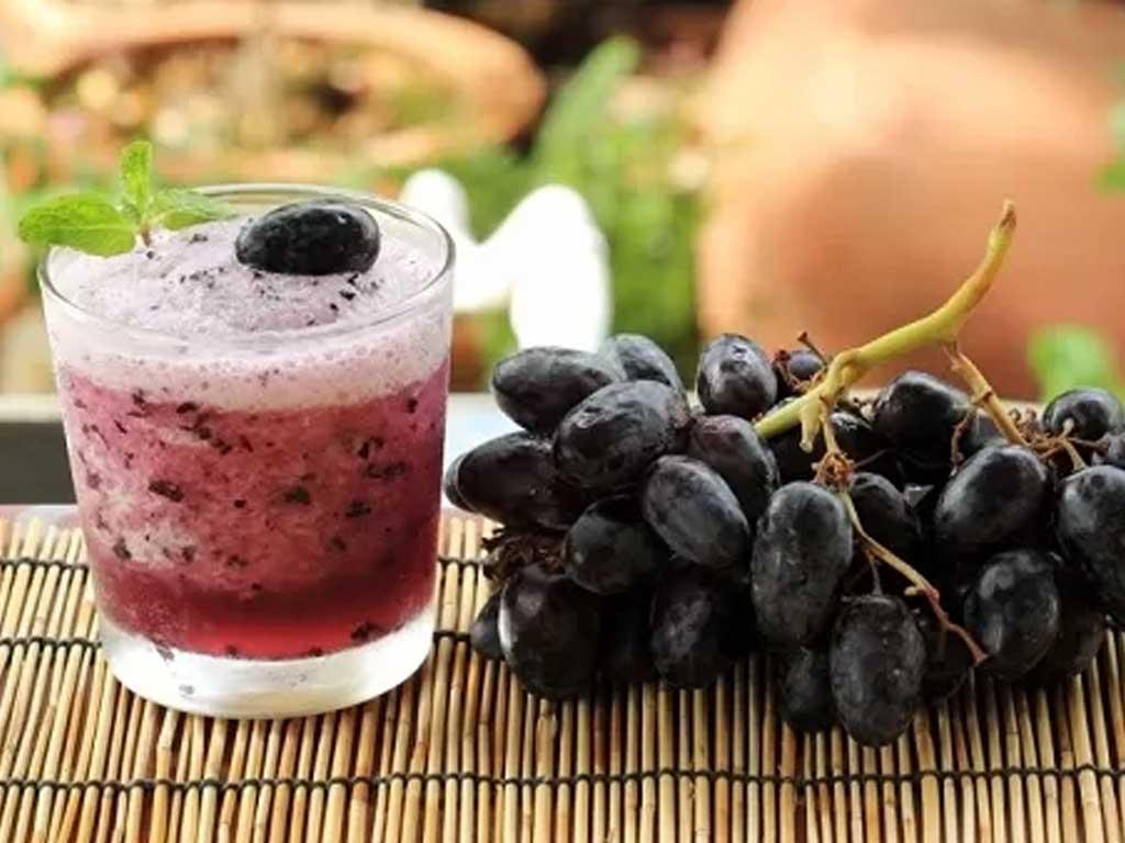 Cách làm sinh tố nho ngon "mát lịm tim" tại nhà