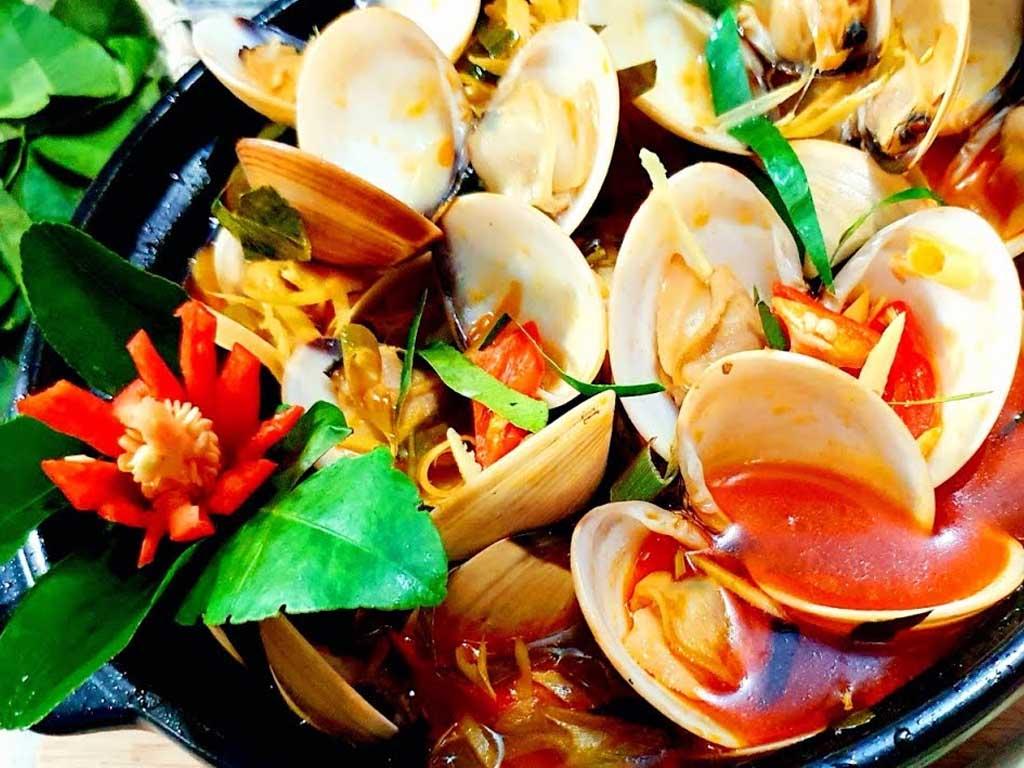 Cách nấu ngao hấp Thái chua cay đúng vị quán Thái 15 phút có nồi thơm lừng