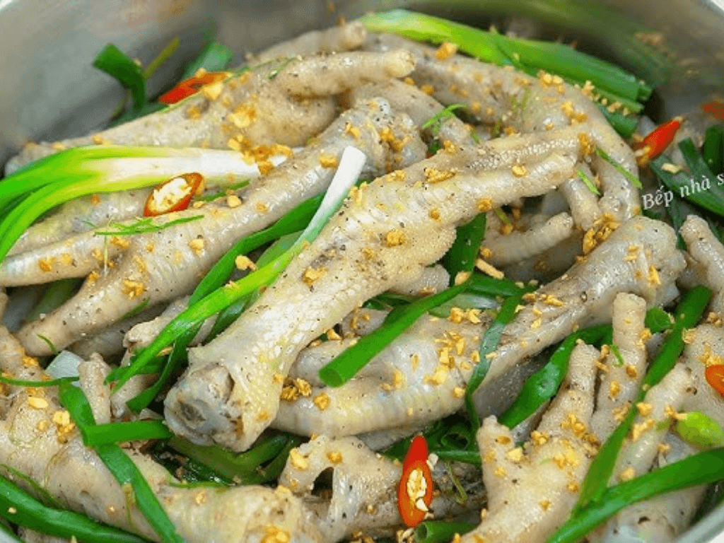 Cách làm chân gà hấp hành: Món nhậu “thơm lừng” ai ăn cũng gật gù khen ngon