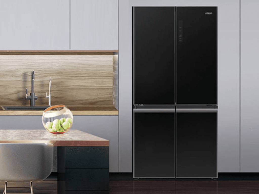 Tủ lạnh Aqua 4 cánh nằm trong top những tủ lạnh được đánh giá cao tại Nhật Bản, sánh ngang với các tủ lạnh Toshiba, tủ lạnh Pansonic