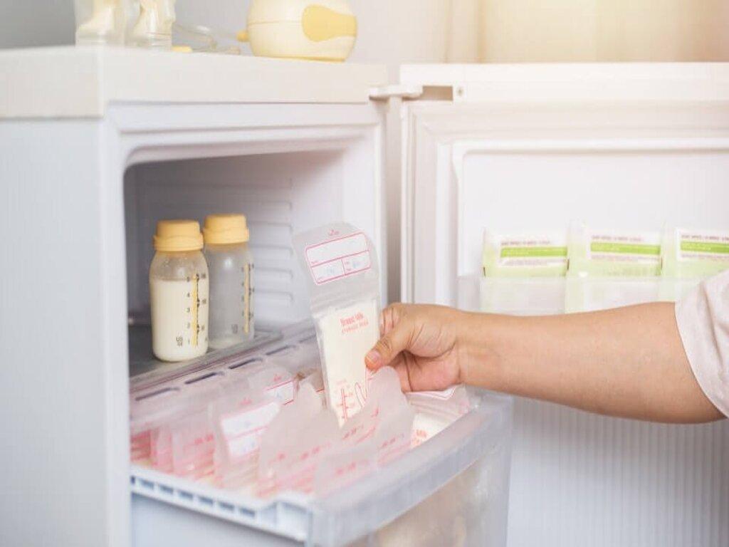 Tủ Đông Mini Trữ Sữa: Lựa Chọn Tốt Nhất Cho Bé Yêu