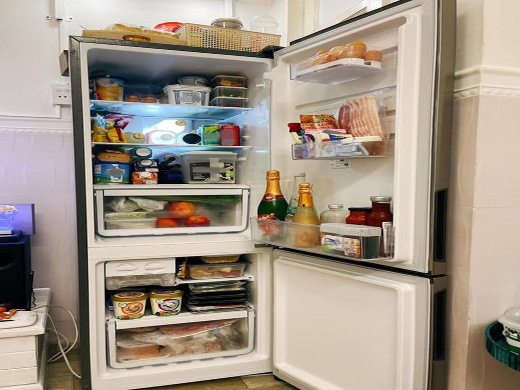 Mách bạn 10+ cách khử mùi hôi tủ lạnh đơn giản và hiệu quả cho gia đình
