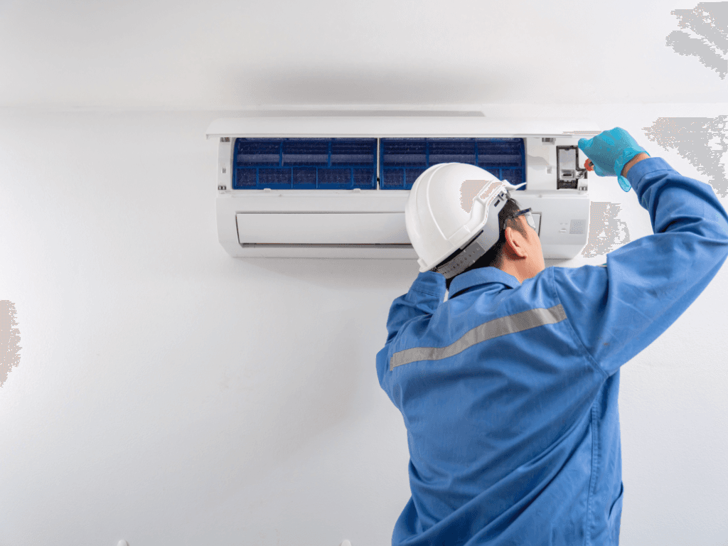 Vệ sinh máy lạnh Daikin - vỏ máy điều hòa Daikin