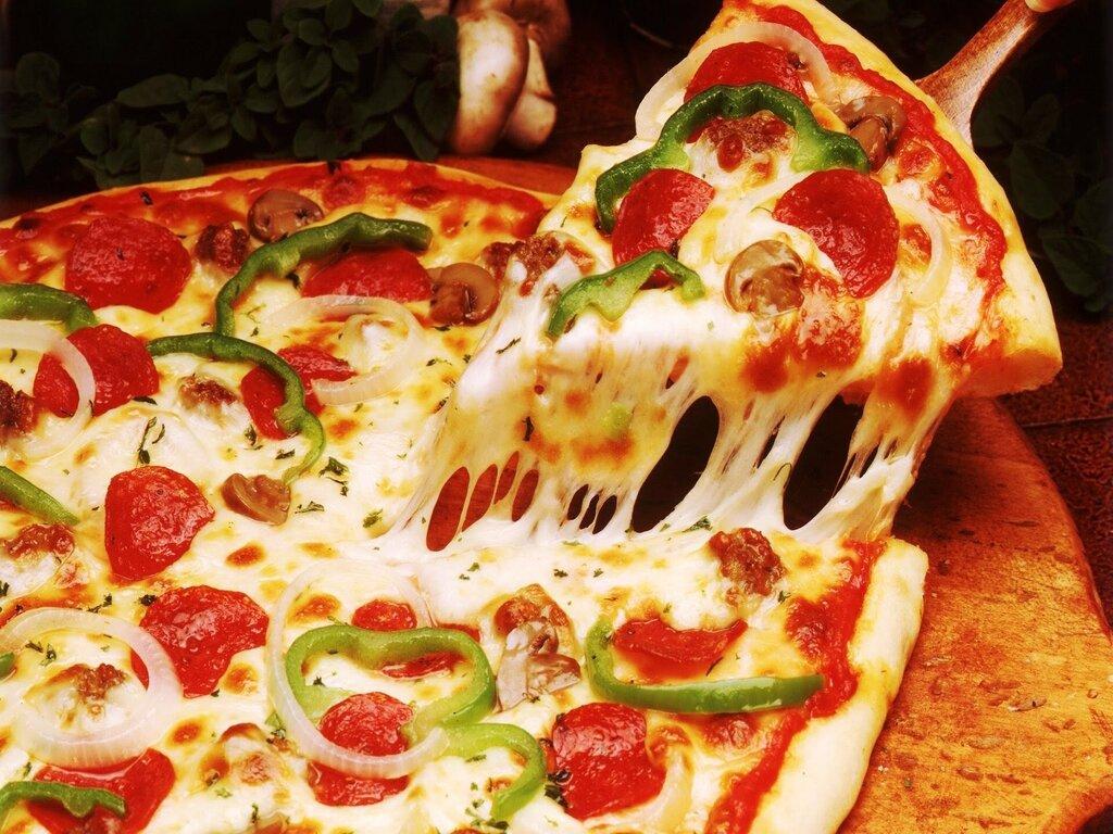 Cách làm pizza bằng lò vi sóng