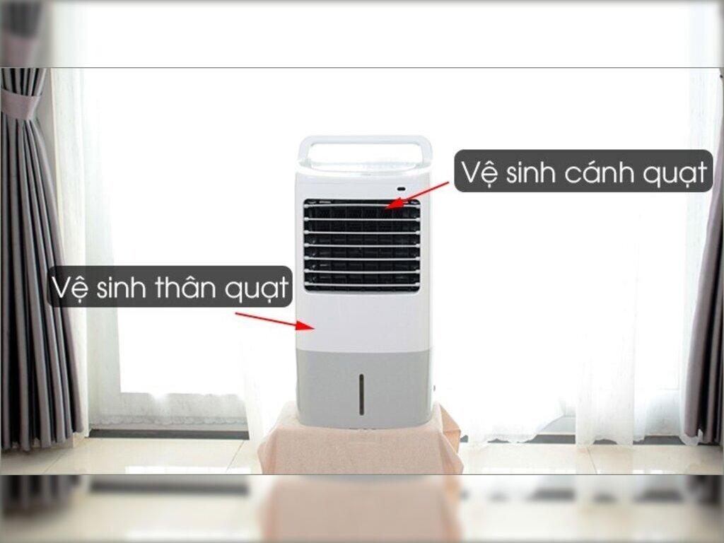 vệ sinh quạt hơi nước