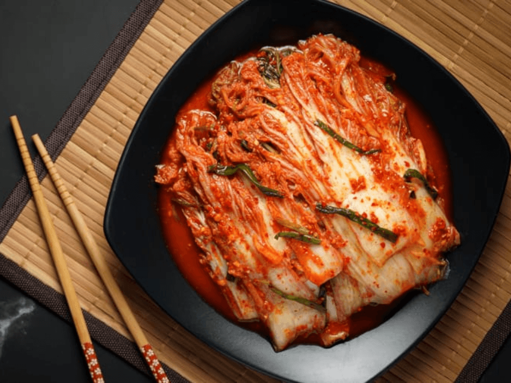 Kim chi để được bao lâu? Cứu tinh cho những tín đồ đam mê vị Hàn