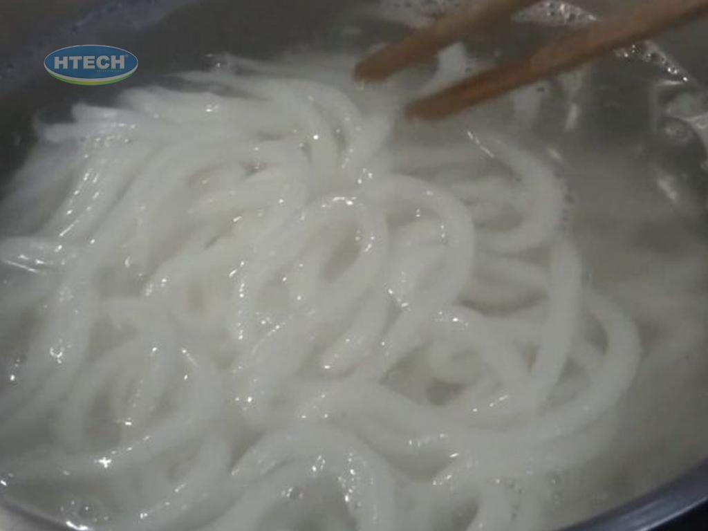 nau-banh-canh-bot-loc-ngon