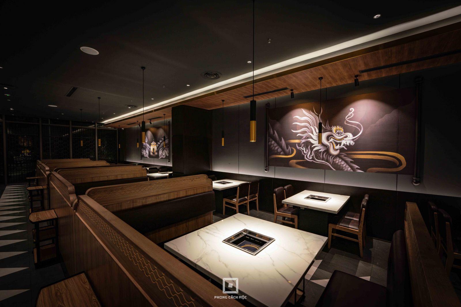 Không gian bên trong nhà hàng lẩu Little Dragon