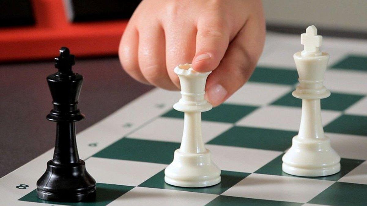 Cách chơi cờ vua 4 nước hết cờ