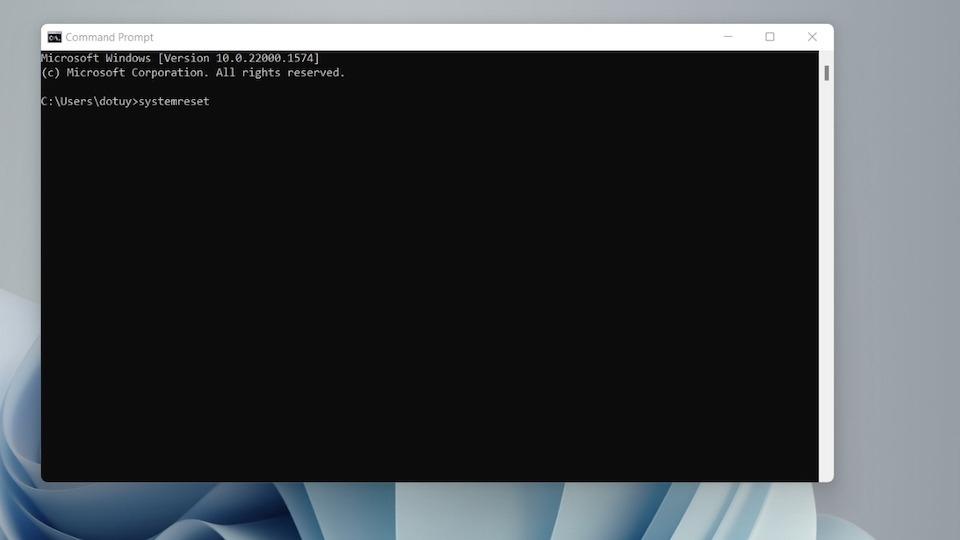 Cách reset máy tính bằng dòng lệnh trong CMD