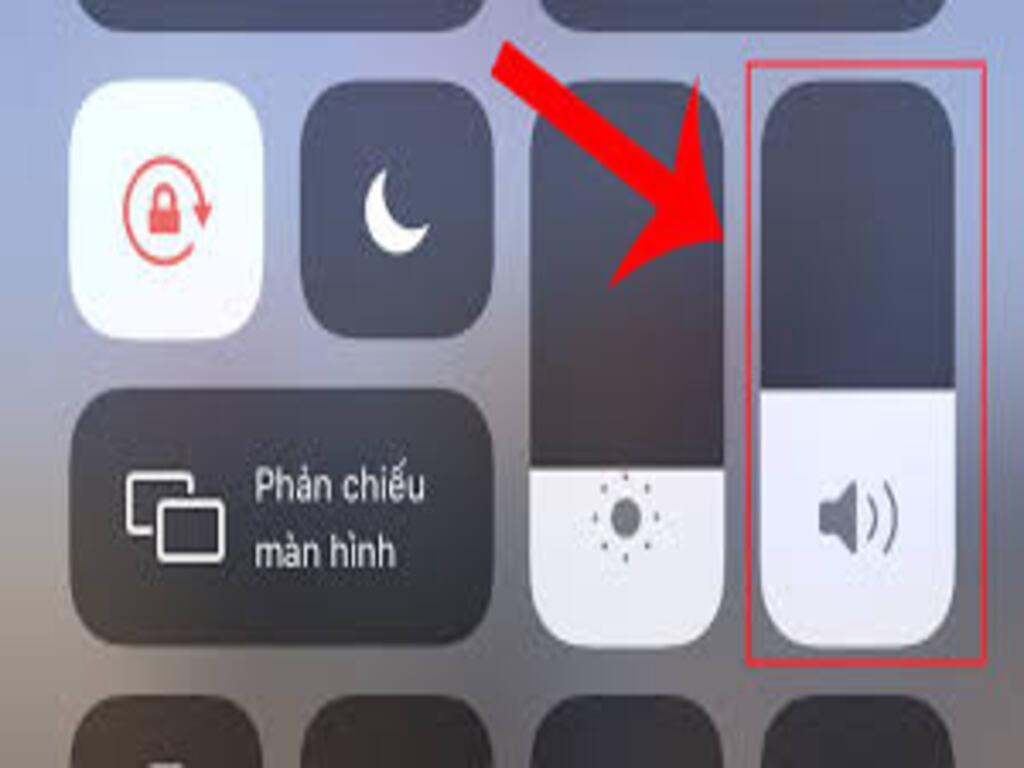 Cách tắt âm bàn phím iPhone bằng nút âm lượng