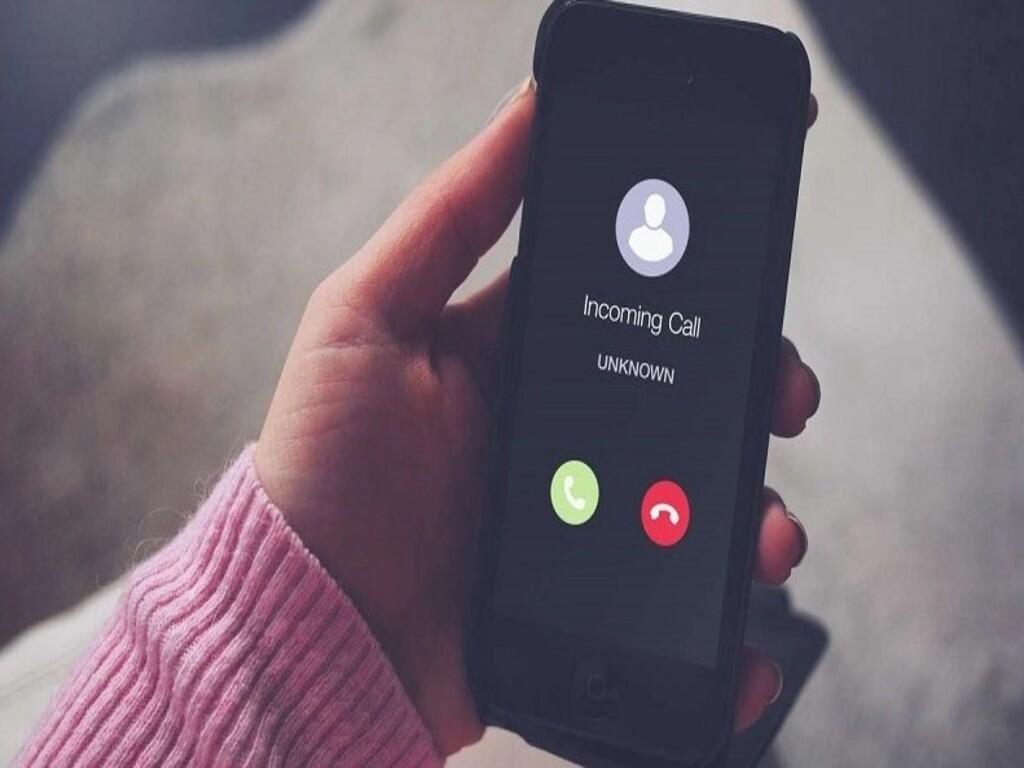 Kiểm tra số điện thoại lừa đảo bằng ứng dụng trên điện thoại