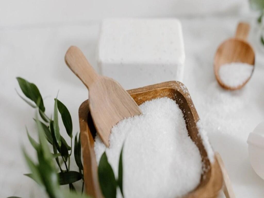 Kết hợp muối với các vật phẩm phong thủy để tăng hiệu quả