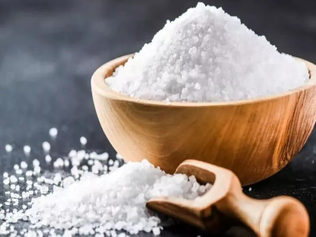 Vì sao muối được dùng để xả xui, trừ tà?