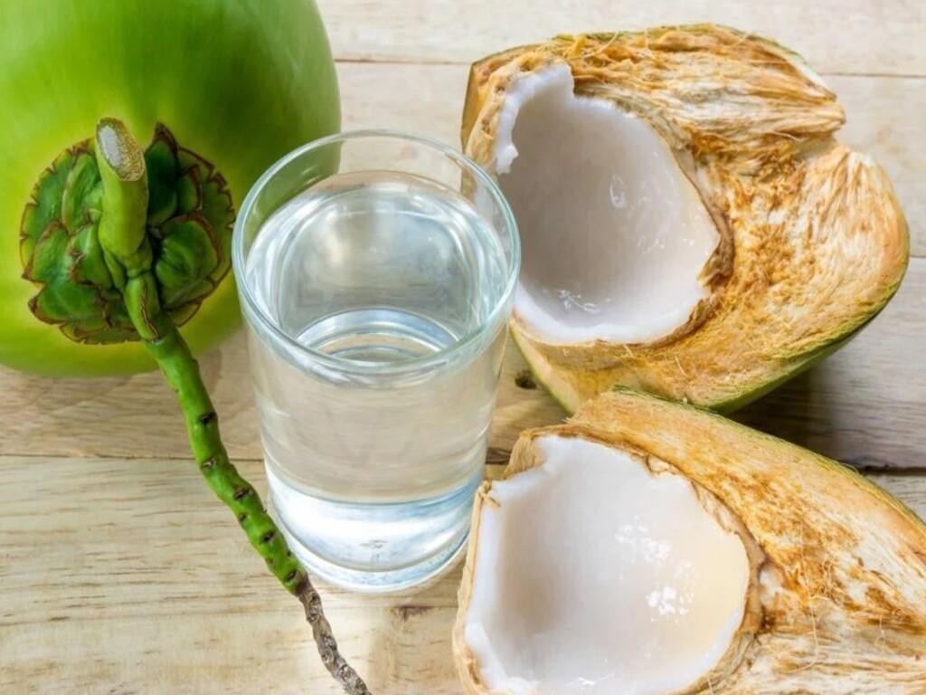 Nước dừa tươi và vai trò trong làm đẹp, giảm cân
