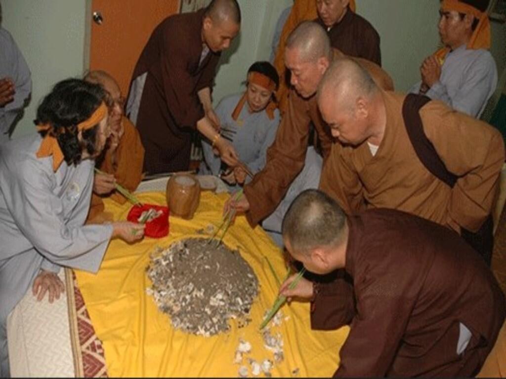 Giải thích hiện tượng xá lợi dưới góc nhìn Phật giáo