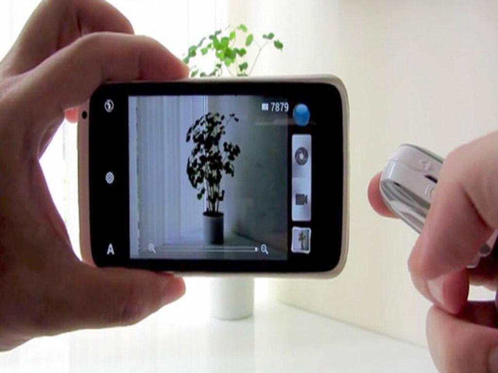 Cách phát hiện camera quay lén bằng điện thoại
