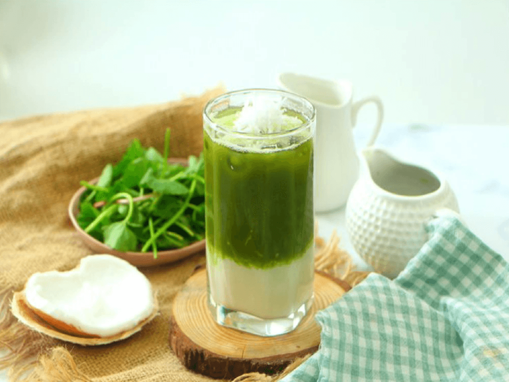 Những lưu ý khi chế biến rau má mix tại nhà