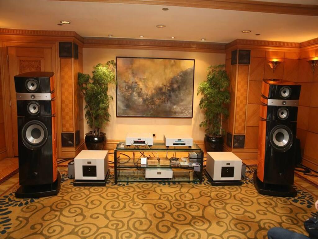 Lý do nên lắp đặt dàn karaoke gia đình tại nhà