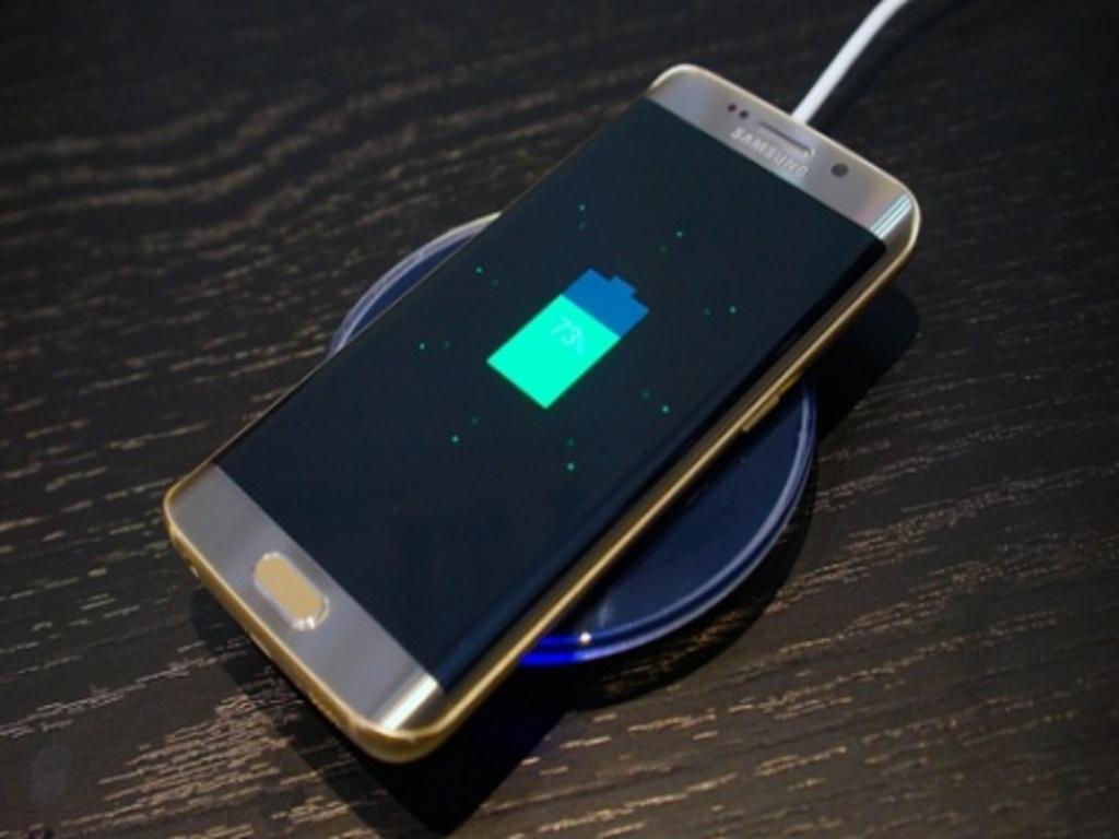 Tắt nguồn khi máy bị đơ, cảm ứng không hoạt động