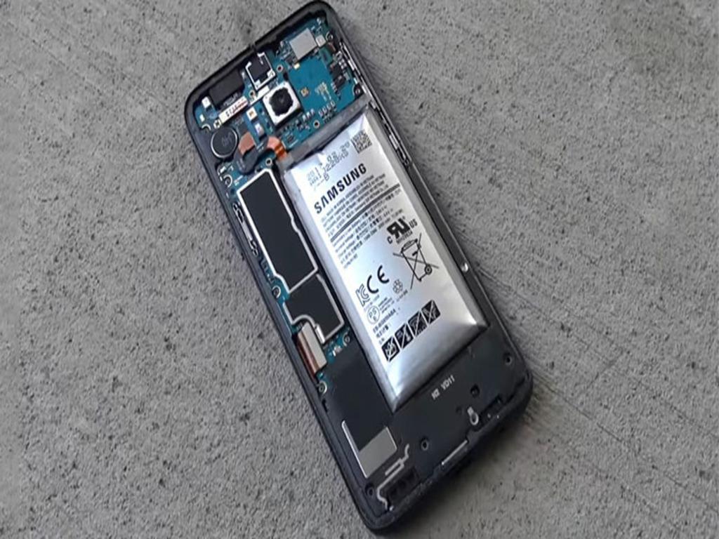 Dấu hiệu nhận biết điện thoại bị chai pin