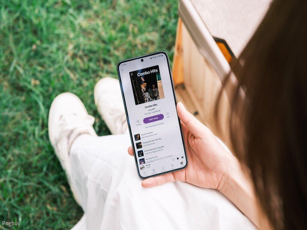 Tính năng tìm kiếm, tải nhạc và nghe offline có gì cải tiến?