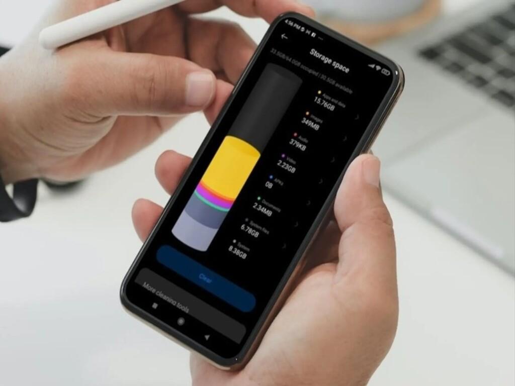 Bộ nhớ trong có vai trò gì trong hiệu năng điện thoại?