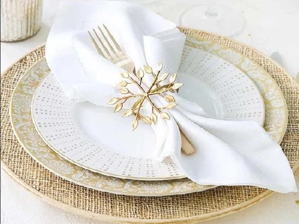 Lưu ý khi sử dụng khăn trang trí bàn ăn