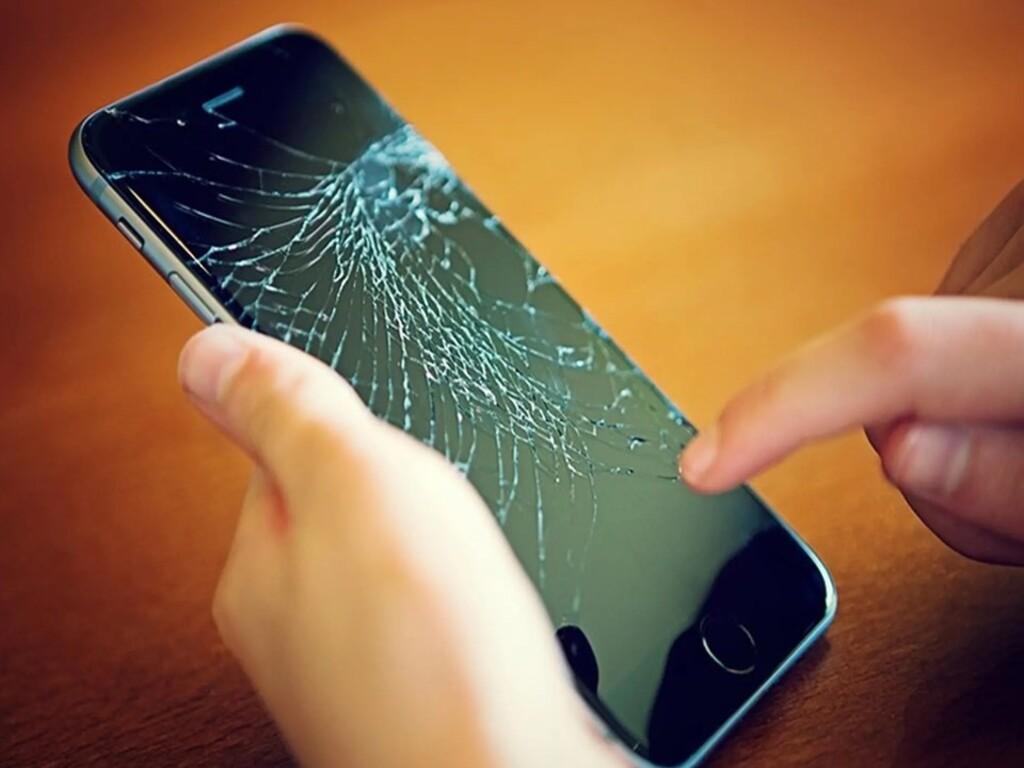 Khi nào cần thay màn hình cảm ứng mới?
