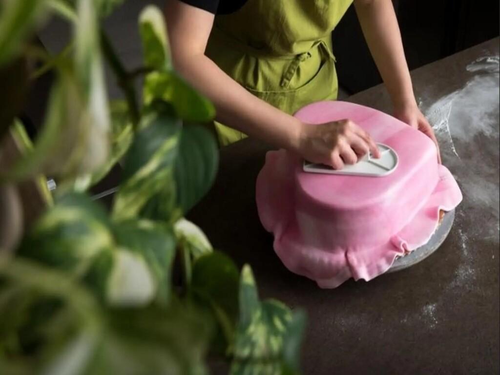 Fondant là gì? Tại sao nên học cách làm fondant trang trí bánh