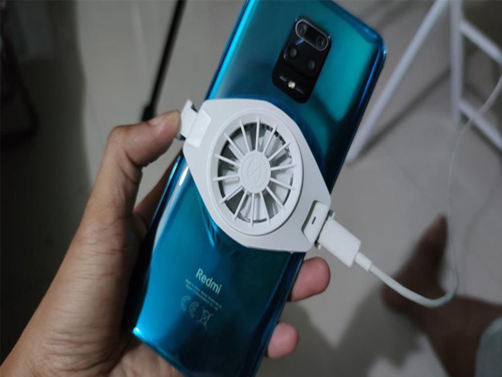 Mẹo hạ nhiệt điện thoại và kéo dài tuổi thọ pin