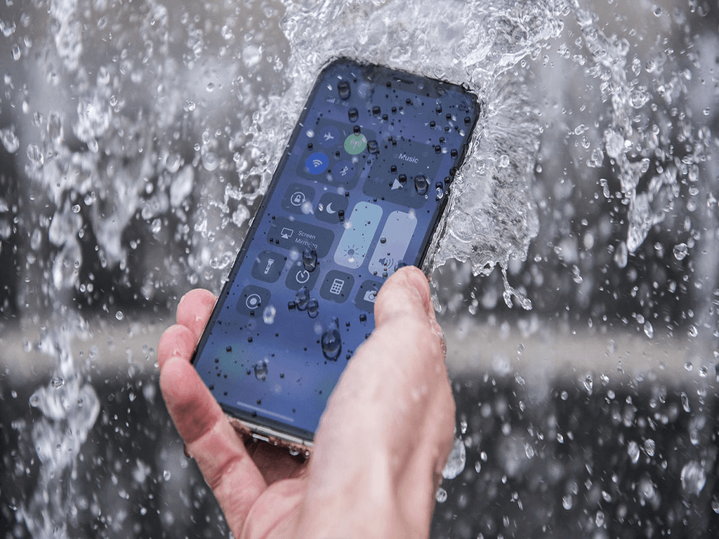 Trải nghiệm tính năng iPhone ở hai phiên bản