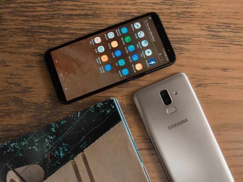 Giá bán Samsung J8 cũ trên thị trường hiện nay