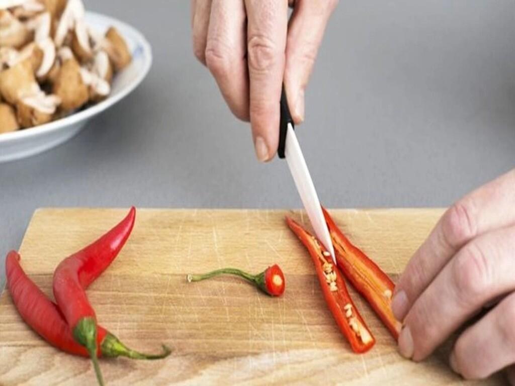 Nguyên nhân thường gặp khiến nhiều người bị bỏng ớt